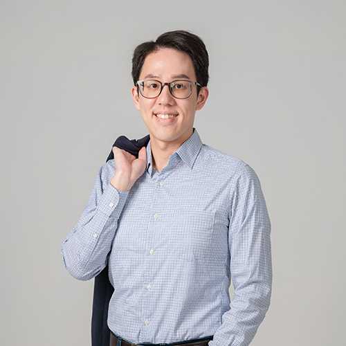 authorPhoto